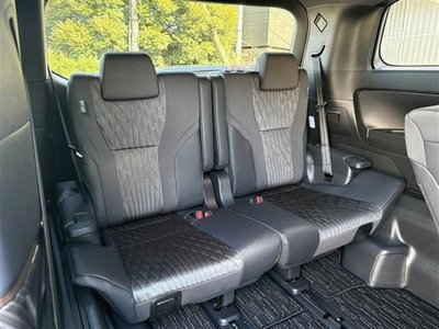 2026 Toyota ALPHARD 照片 17
