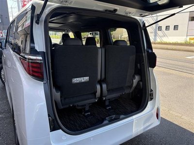 2026 Toyota ALPHARD 照片 18