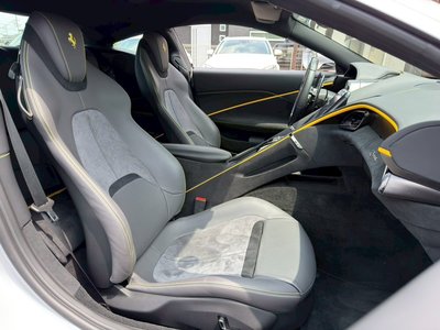 صورة مصغرة 17 لـ 2021 Ferrari ROMA