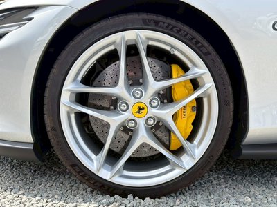 صورة مصغرة 47 لـ 2021 Ferrari ROMA