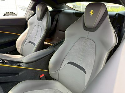 صورة مصغرة 14 لـ 2021 Ferrari ROMA