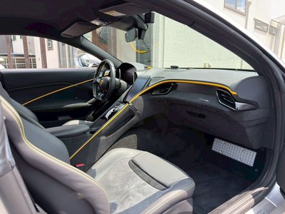 صورة مصغرة 16 لـ 2021 Ferrari ROMA