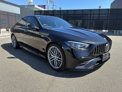 2026 Mercedes-BENZ C-CLASS AMG photo 3