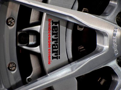 صورة مصغرة 29 لـ 2013 Ferrari 458 ITALIA