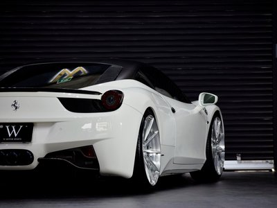 صورة مصغرة 48 لـ 2013 Ferrari 458 ITALIA