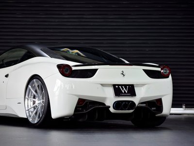 صورة مصغرة 39 لـ 2013 Ferrari 458 ITALIA
