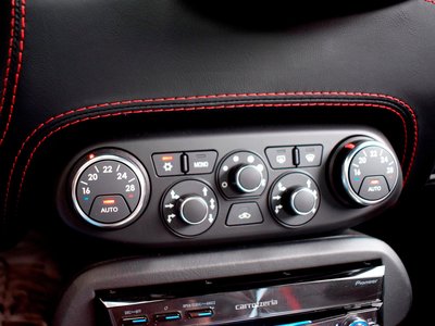 صورة مصغرة 66 لـ 2013 Ferrari 458 ITALIA