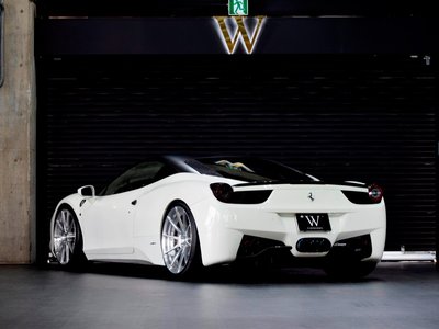 صورة مصغرة 38 لـ 2013 Ferrari 458 ITALIA