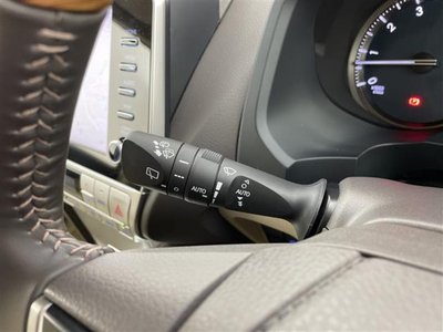 صورة 24 لـ 2023 Toyota LAND CRUISER PRADO