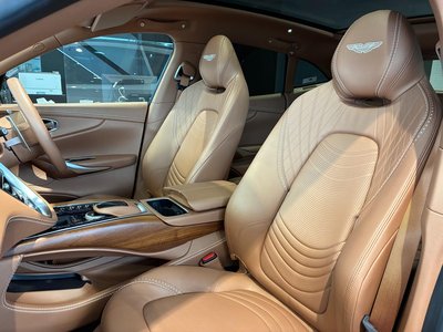 صورة 16 لـ 2022 Aston Martin DBX