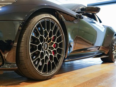 2023 Aston Martin DBS SUPERLEGGERA — фото 19