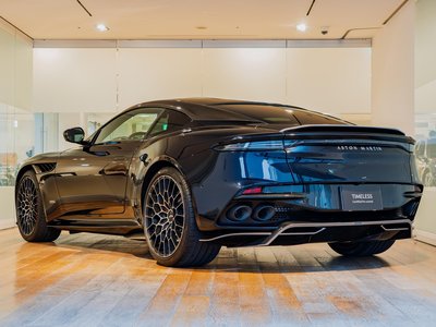 2023 Aston Martin DBS SUPERLEGGERA 照片 8