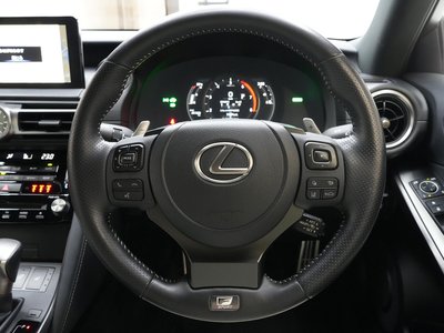 2022 Lexus IS 缩略图 14