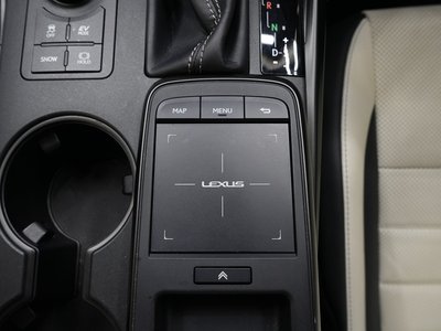2022 Lexus IS 缩略图 25