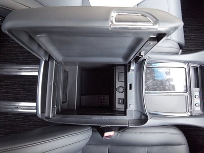 2020 Toyota VELLFIRE — фото 24