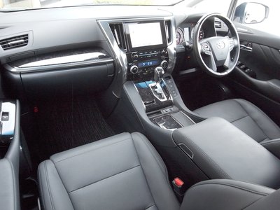 2020 Toyota VELLFIRE — фото 3