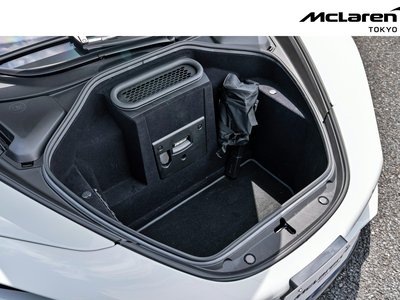 2024 Mclaren 750S thumbnail 34
