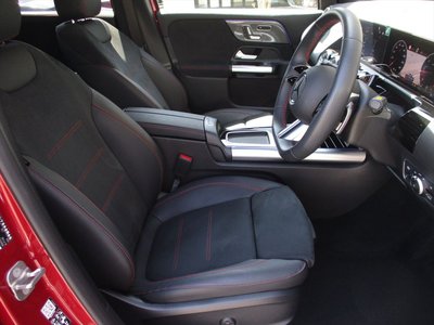 2025 Mercedes-BENZ GLA photo 10