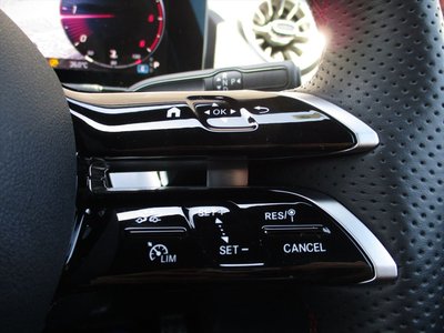 2025 Mercedes-BENZ GLA thumbnail 23