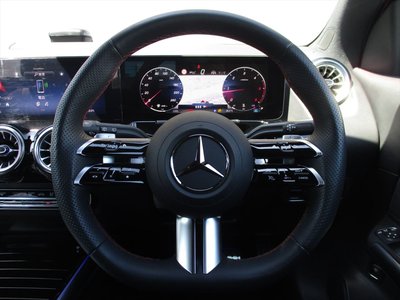 2025 Mercedes-BENZ GLA thumbnail 21
