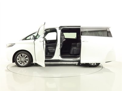 صورة مصغرة 2 لـ 2024 Toyota ALPHARD