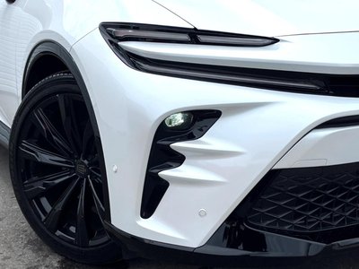 2023 Toyota CROWN SPORT photo 13