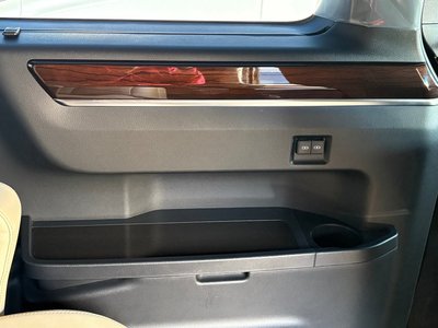 صورة 43 لـ 2022 Toyota GRAND ACE