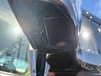 صورة 9 لـ 2022 Toyota GRAND ACE
