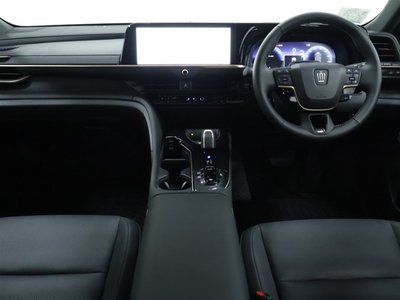 صورة 3 لـ 2026 Toyota CROWN ESTATE