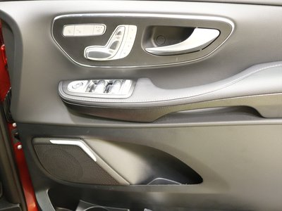 2023 Mercedes-BENZ V-CLASS thumbnail 23