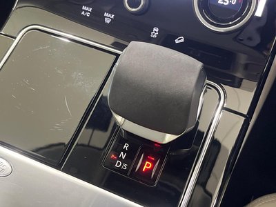 2023 LAND Rover RANGE ROVER VELAR thumbnail 32