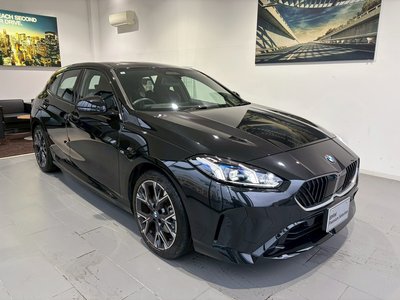 2026 BMW 1 SERIES 照片 9
