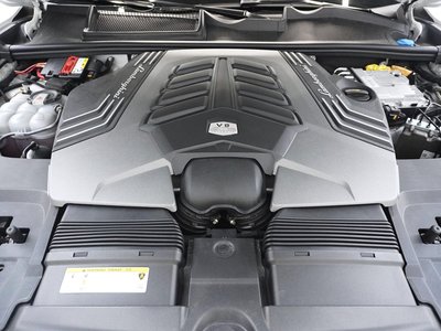 2019 Lamborghini URUS photo 21