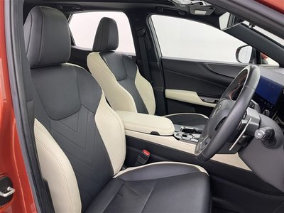 2023 Lexus NX 缩略图 2