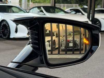 صورة مصغرة 34 لـ 2023 Lexus LC CONVERTIBLE