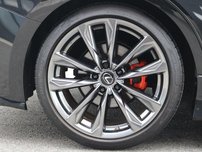 2022 Lexus IS thumbnail 41