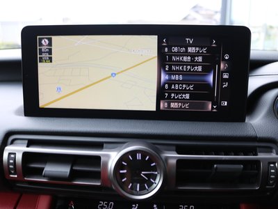 2022 Lexus IS thumbnail 26