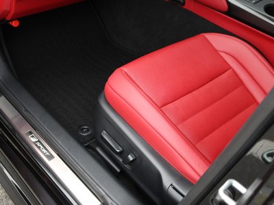 2022 Lexus IS thumbnail 17