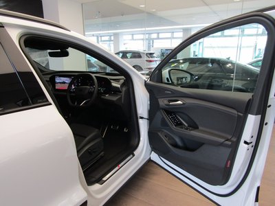 صورة 16 لـ 2025 AUDI Q6 E-TRON