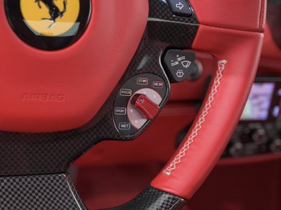 2018 Ferrari 488 SPIDER — миниатюра 23