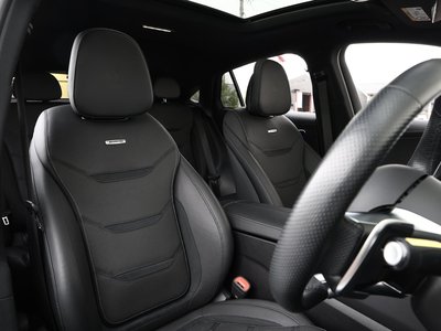 صورة 13 لـ 2024 Mercedes-BENZ GLC AMG