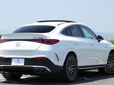 صورة 6 لـ 2024 Mercedes-BENZ GLC AMG