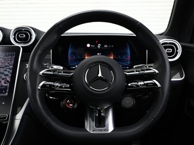 صورة 15 لـ 2024 Mercedes-BENZ GLC AMG