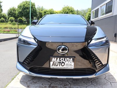 2023 Lexus RZ — фото 2
