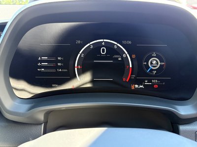 2025 Lexus LBX thumbnail 38