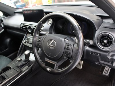 2023 Lexus IS — миниатюра 64