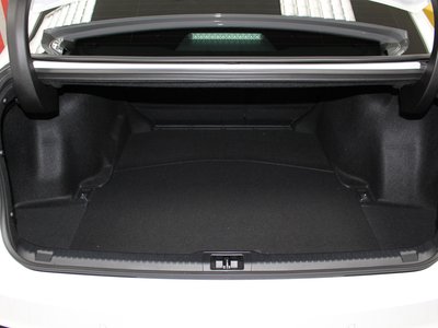 2023 Lexus IS — миниатюра 37