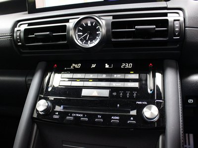 2023 Lexus IS — миниатюра 49