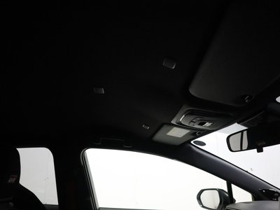 صورة 52 لـ 2025 Toyota GR COROLLA