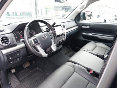 2017 Toyota TUNDRA 照片 3